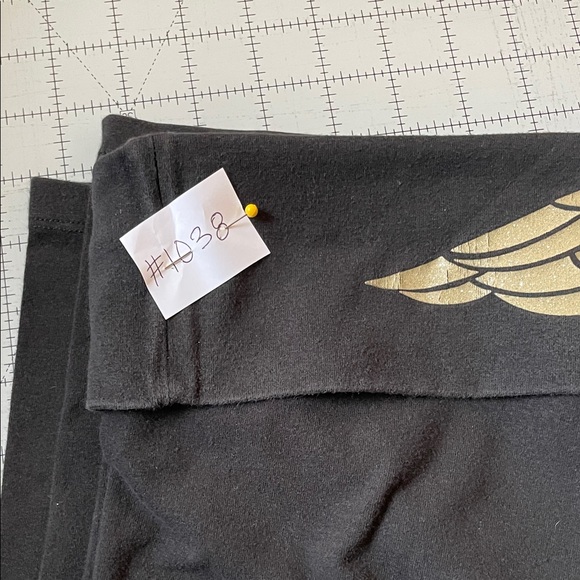 Victoria's Secret Black Fold-Over Waistwing Leggings - Picture 7 of 7